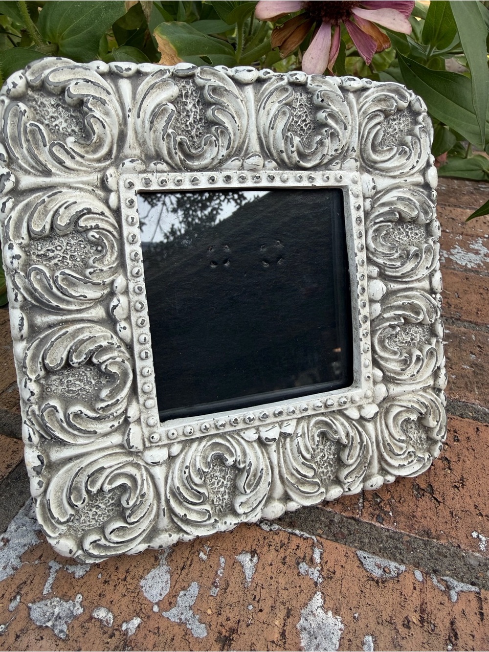 Square 3x3” baroque, shabby chic photo frame distressed white & silver finish.